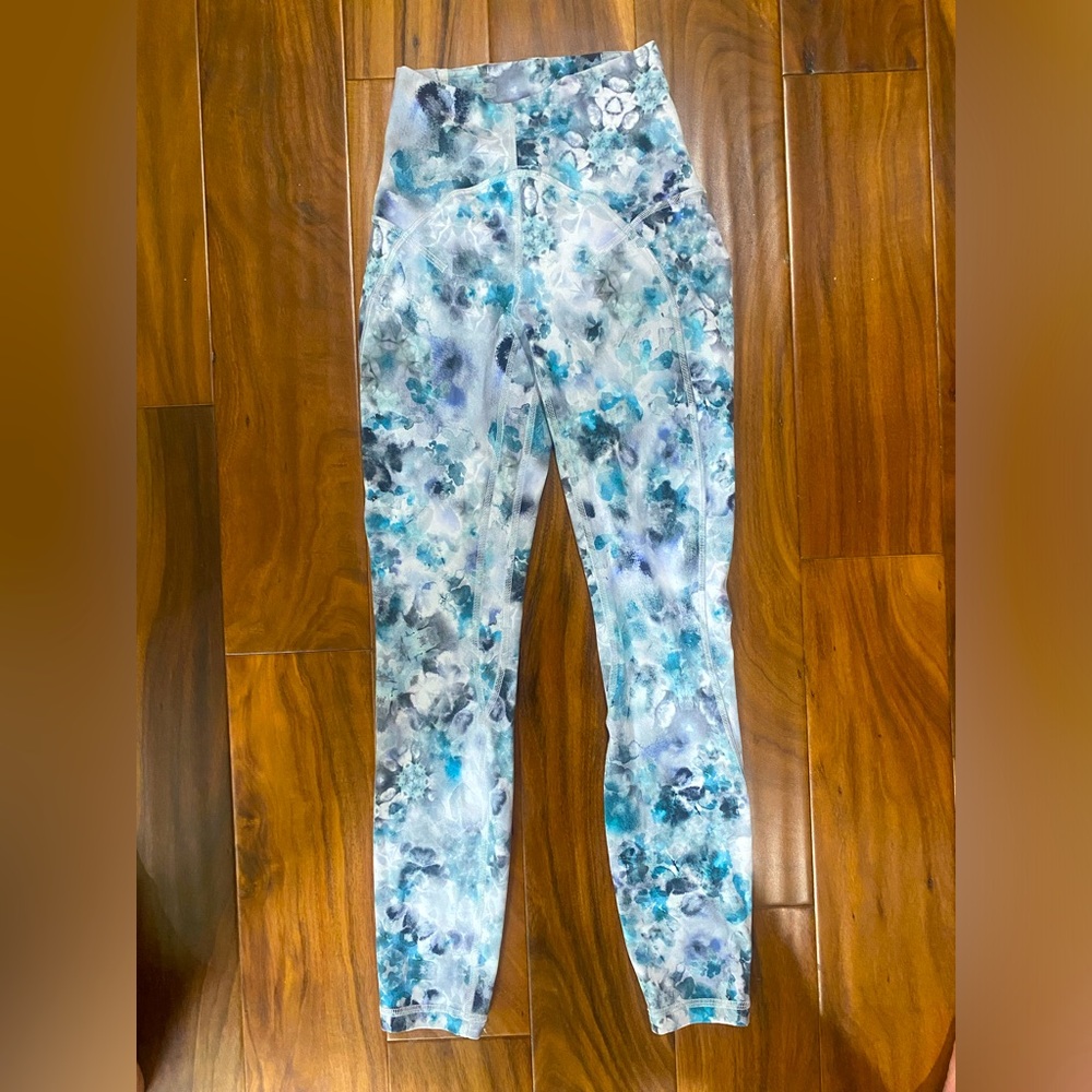 Lululemon patterned leggings size 0.